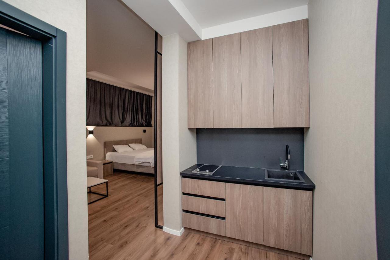 Griffon Bar Food Apartments Struga Eksteriør billede